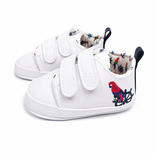 Captain Polly-Sneakers