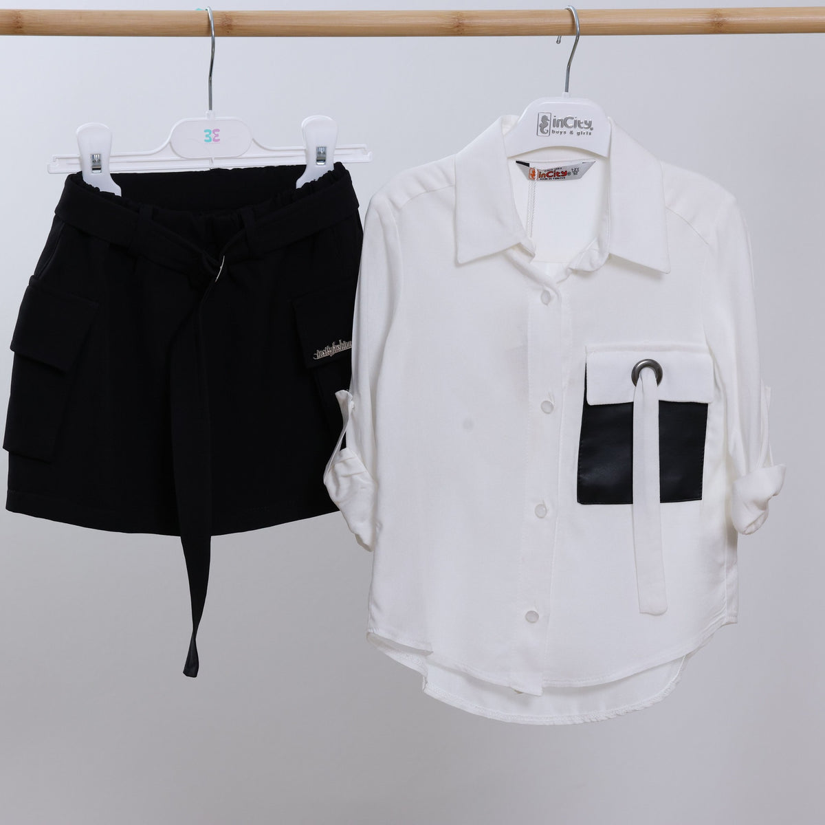 Monochrome Utility Set